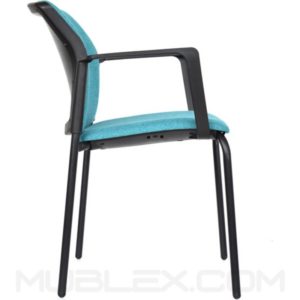 Silla Logan tapizada con brazos 1