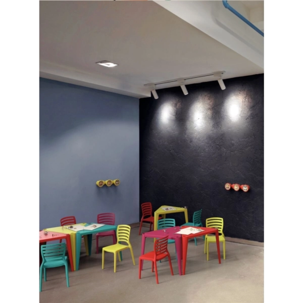 Escritorio con Silla Infantil 3