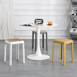 Mesa diseño Panton blanca 4